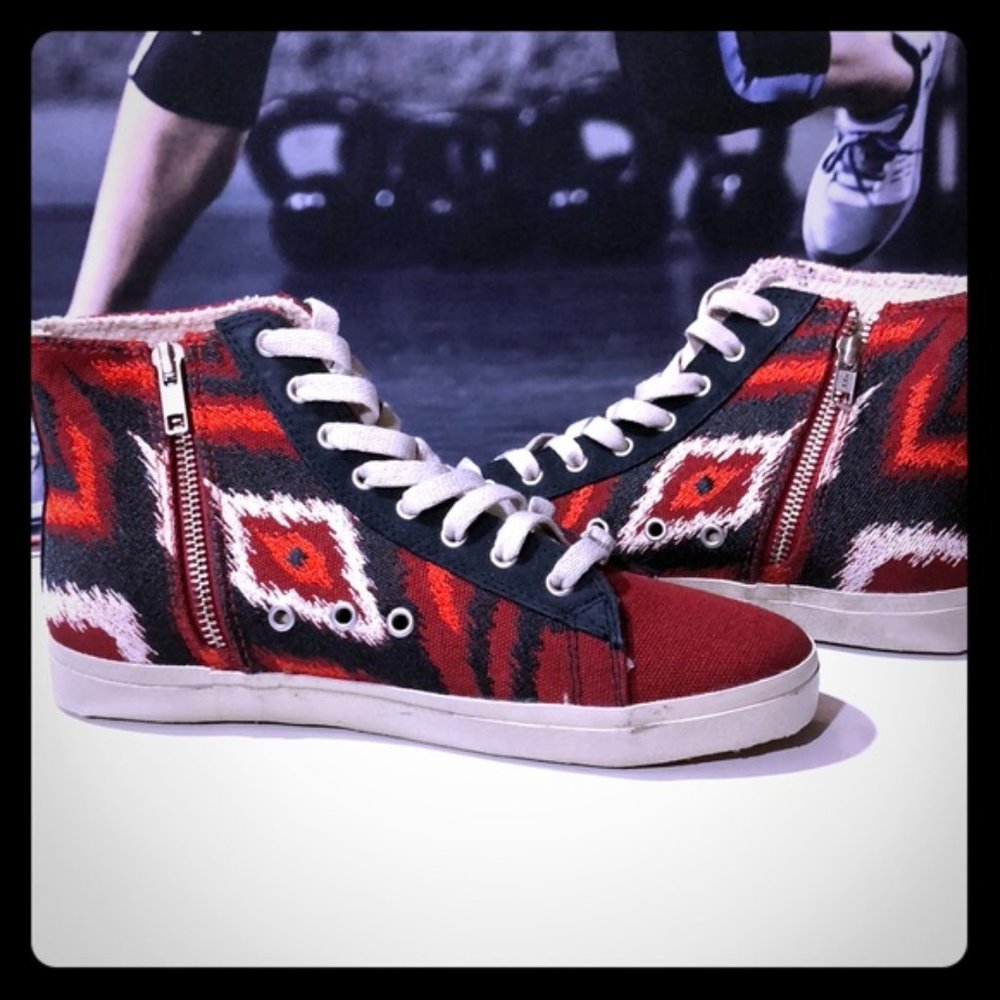 Kim & Zozi Distressed High Top IKAT Sneakers 5 6